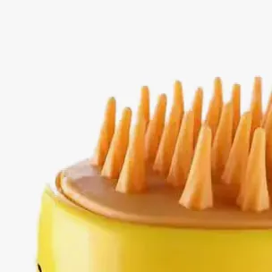 <p style="font-weight: 400;">Cette brosse pour chat, vous permet d’offrir à votre félin un toilettage complet et relaxant à la maison.</p> <p style="font-weight: 400;"><span style="font-weight: 400;">Que ce soit pour faire un rinçage à spray, pour éliminer les poils lâches, les nœuds ou simplement pour faire un massage agréable, ses dents en silicone créent un bien-être adorable et une sensation moelleuse, procurant son pur bonheur. </span> [cg_accordion title="Matériau"] ABS + Caoutchouc TPR [/cg_accordion] [cg_accordion title="Avantage"]</p> <ul style="font-weight: 400;"> <li>Cette brosse chat est polyvalente pour faire rinçage et pour éliminer nœuds, poils lâches ainsi saleté, tout en procurant un massage agréable</li> <li>Dents en caoutchouc TPR rendent une sensation moelleuse, un confort optimal et une toilettage efficace</li> <li>Bouton clic pour un spray instantané</li> <li>Facile à retirer les poils brossés</li> <li>Rechargeable via USB [/cg_accordion] [cg_accordion title="Taille"] 10,5 x 6,5 cm [/cg_accordion] [cg_accordion title="Livraison"] La livraison s’effectuera dans un délai de 7 à 28 jours ouvrables dès la validation de votre commande. <span lang="FR"> </span>[/cg_accordion][cg_accordion title="Retour"] Si, pour quelque raison que ce soit, vous n'êtes pas pleinement satisfait, une demande de retour serait possible dans les 14 jours suivant la réception.[/cg_accordion]</li> </ul>