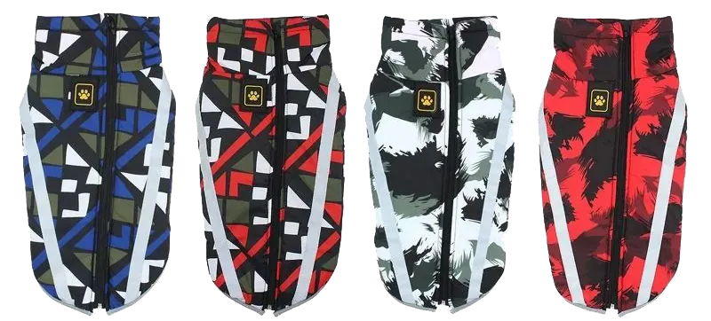 <p style="font-weight: 400;">Offrez à votre canin une protection ultime et une chaleur optimale avec notre manteau chien imperméable ! </p> <p style="font-weight: 400;"><span style="font-weight: 400;">Que ce soit pour les balades sous la pluie, les escapades enneigées ou simplement les sorties hivernales, votre chien sera mis en protection complète et au centre d’attention, attirant beaucoup d’amour des autres. </span> [cg_accordion title="Matériau"] Polaire + Polyester + Coton PP [/cg_accordion] [cg_accordion title="Avantage"]</p> <ul style="font-weight: 400;"> <li>Ce manteau imperméable pour chien crée un look adorable à votre canin en attirant donc plein d’affection de tous </li> <li>Polyvalent pour les promenades sous la pluie et la neige ou une virée au marché en hiver </li> <li>Combinaison de polaire et de polyester avec rembourrage de coton PP assure un confort ultime, une isolation optimale et une respirabilité idéale </li> <li>Design à col haut avec ajustement élastique assurant une double isolation </li> <li>Bande réfléchissante garantit une protection complète, même dans l’obscurité </li> <li>Fermeture à glissière permet une mise facile </li> <li>Doté d’une partie réservée pour attacher une laisse [/cg_accordion] [custom_combined_shortcode title=" Guide de tailles" id="35364"] [cg_accordion title="Livraison"] La livraison s’effectuera dans un délai de 7 à 28 jours ouvrables dès la validation de votre commande. <span lang="FR"> </span>[/cg_accordion][cg_accordion title="Retour"] Si, pour quelque raison que ce soit, vous n'êtes pas pleinement satisfait, une demande de retour serait possible dans les 14 jours suivant la réception.[/cg_accordion]</li> </ul>