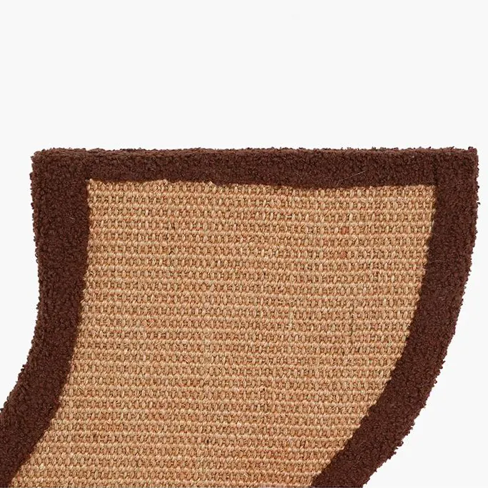 <p style="font-weight: 400;"> Offrez à votre félin le luxe et le confort optimaux avec ce panier chat. </p> <p style="font-weight: 400;"><span style="font-weight: 400;"> Combiné par peluche, coton et sisal, il crée son espace douillet et fonctionnel pour se détendre et s’amuser. Le design chic inspiré du Sakura ajoute une déco romantique à votre intérieur. </span> [cg_accordion title="Matériau"] Peluche + Coton + Coton PP + Sisal [/cg_accordion] [cg_accordion title="Avantage"]</p> <ul style="font-weight: 400;"> <li>Ce panier pour chat est polyvalent pour tous les moments de détente & de joie (dormir/faire une sieste/se relaxer/s’amuser...) </li> <li>Tissu en peluche et en coton avec rembourrage en coton PP assure un confort optimal pour votre félin </li> <li>Arbre de Sakura en sisal offre un espace idéal pour griffer </li> <li>Housse amovible du coussin facilite l’entretien et ajoute une touche de moelleux supplémentaire </li> <li>Cerisiers en fleurs suspendus offrent une possibilité de divertissement </li> <li>Design chic ajoute une touche décorative [/cg_accordion] [custom_combined_shortcode title=" Guide de tailles" id="29964"] [cg_accordion title="Livraison"] Livraison dans un délai de 7 à 28 jours ouvrables dès votre commande validée. <span lang="FR"> </span>[/cg_accordion][cg_accordion title="Retour"] En cas d’insatisfaction, vous avez 14 jours à partir de la réception pour demande un retour. [/cg_accordion]</li> </ul>