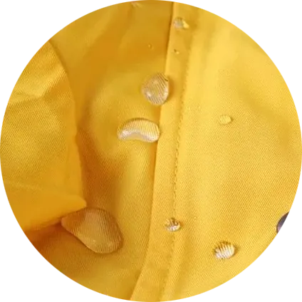 <p style="font-weight: 400;">Ce manteau de pluie chien, vous permet d’offrir à votre toutou un look élégant et une protection optimale contre les intempéries ! </p> <p style="font-weight: 400;"><span style="font-weight: 400;">Que ce soit pour une balade sous la pluie, une virée au marché aux temps froids ou simplement une session photo à partager aux réseaux sociaux, votre chien sera au centre d’attention, attirant plein d’amour de tous ! </span> [cg_accordion title="Matériau"] Polyester + Coton [/cg_accordion] [cg_accordion title="Avantage"]</p> <ul style="font-weight: 400;"> <li>Cet imperméable pour chien crée un look à la fois élégant et mignon à votre canin en attirant donc plein d’affection et d’attention de tous </li> <li>Polyvalent pour les aventures en plein air, les promenades sous la pluie ou simplement les sessions photo </li> <li>Design de coupe-vent à pochette garantit une utilisation en toute praticité </li> <li>Col haut, capuche et manches longues assurent une double protection pour bien envelopper son corps et sa tête </li> <li>Fermeture à glissière avec boutons pressions de plus permet une mise facile </li> <li>Polyester avec couche intérieure en coton assure un confort ultime, une sensation moelleuse et une respirabilité idéal </li> <li>Doté d’une partie réservée pour attacher une laisse [/cg_accordion] [custom_combined_shortcode title=" Guide de tailles" id="35426"] [cg_accordion title="Livraison"] La livraison s’effectuera dans un délai de 7 à 28 jours ouvrables dès la validation de votre commande. <span lang="FR"> </span>[/cg_accordion][cg_accordion title="Retour"] Si, pour quelque raison que ce soit, vous n'êtes pas pleinement satisfait, une demande de retour serait possible dans les 14 jours suivant la réception.[/cg_accordion]</li> </ul>