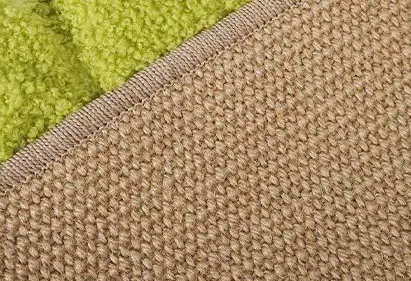 <p style="font-weight: 400;">Offrez à votre félin le summum du confort, du style et de la joie avec ce panier chat.</p> <p style="font-weight: 400;"><span style="font-weight: 400;"> Combiné par polaire, velours et sisal, il crée son espace fonctionnel pour se détendre et s’amuser. Le design chic et mignon ajoute une touche décorative à votre intérieur. </span> [cg_accordion title="Matériau"] Peluche + Velours + Coton PP + Sisal [/cg_accordion] [cg_accordion title="Avantage"]</p> <ul style="font-weight: 400;"> <li>Tissu en peluche et en velours avec rembourrage en coton PP assure un confort optimal pour votre félin</li> <li>Façade en sisal offre un espace idéal pour le sieste et le griffage</li> <li>Ce panier pour chat est polyvalent pour tous les moments de détente & de joie (dormir/faire une sieste/se relaxer/s’amuser...)</li> <li>Design en jardin ajoute une touche décorative</li> <li>Les nuages et les boules offrent une possibilité de divertissement [/cg_accordion] [custom_combined_shortcode title=" Guide de tailles" id="29961"] [cg_accordion title="Livraison"] Livraison dans un délai de 7 à 28 jours ouvrables dès votre commande validée. <span lang="FR"> </span>[/cg_accordion][cg_accordion title="Retour"] En cas d’insatisfaction, vous avez 14 jours à partir de la réception pour demande un retour. [/cg_accordion]</li> </ul>