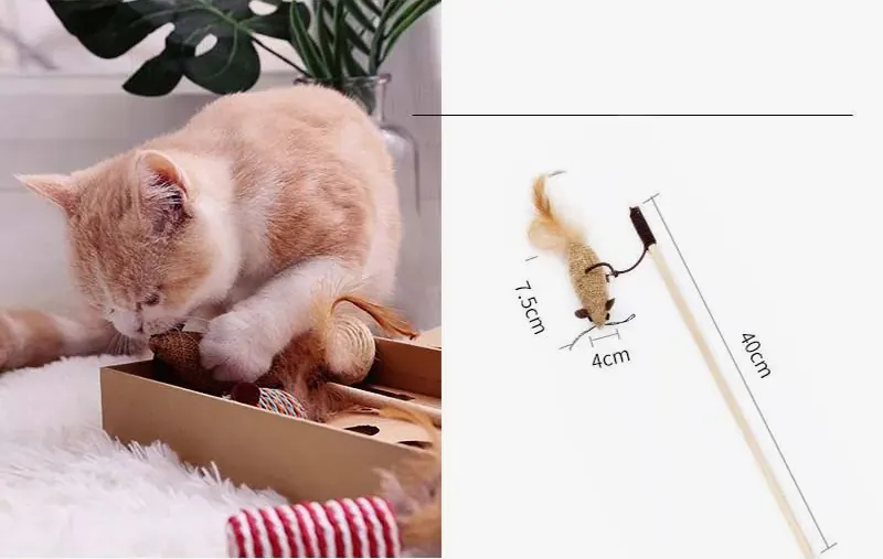 <p style="font-weight: 400;">Ces jouets chats, vous permettent d’offrir à votre félin les joies sans fin heureusement !</p> <p style="font-weight: 400;"><span style="font-weight: 400;"> Que ce soit s’amuser tout seul ou avec vous, ils sont un compagnon ludique en simulant son instinct de chasse naturel et soulageant son stress ! Les formes attrayantes avec canne à pêche et plume, ils ajoutent un morceau de jeu supplémentaire ! </span> [cg_accordion title="Matériau"] Jute + Sisal + Plume [/cg_accordion] [cg_accordion title="Avantage"]</p> <ul style="font-weight: 400;"> <li>C’est un ensemble de jouets pour chats d’appartement, encourageant leurs exercices physiques</li> <li>Polyvalent pour que votre félin puisse s’amuser avec vous ou tout seul (toucher/frapper/attraper…)</li> <li>Canne à pêche et plume stimulent l'instinct de chasse naturel de votre chat</li> <li>Anti stress et solitude, surtout pendant votre absence [/cg_accordion] [custom_combined_shortcode title=" Guide de tailles" id="35655"] [cg_accordion title="Livraison"] La livraison s’effectuera dans un délai de 7 à 28 jours ouvrables dès la validation de votre commande. <span lang="FR"> </span>[/cg_accordion][cg_accordion title="Retour"] Si, pour quelque raison que ce soit, vous n'êtes pas pleinement satisfait, une demande de retour serait possible dans les 14 jours suivant la réception.[/cg_accordion]</li> </ul>