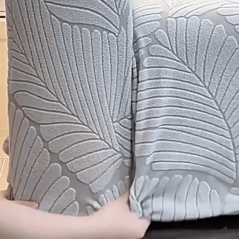 Motifs sculptés élégants, ajustement parfait facilement modulable Tissu jacquard raffiné qui s'adapte à toutes les formes