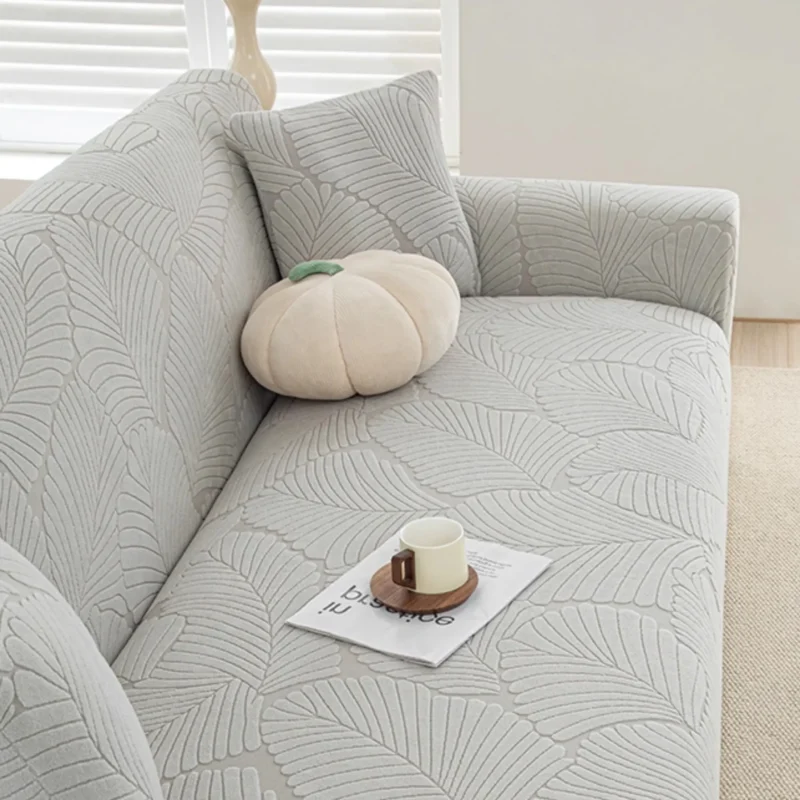 Housse de canapé à motif pour chat qui renouvelle l’aspect du canapé