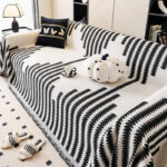 Housse de Protection Canapé Anti-Griffure Chat en Chenille – Style Forêt Abstrait blanc noir