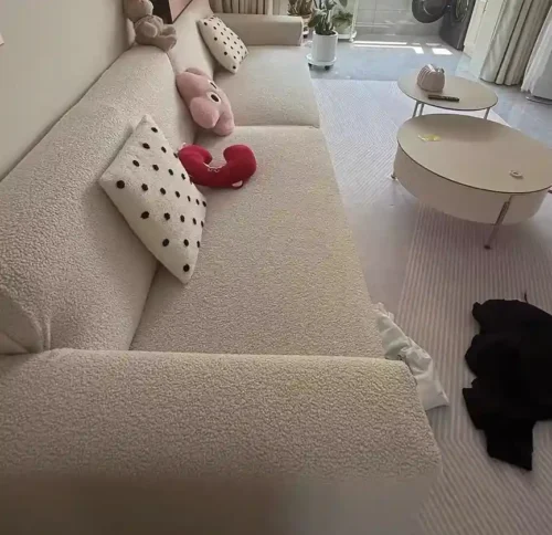 Click to view full screen Housse Canapé Peluche Épaissie Anti-Griffure Chat - Douceur Laine photo review