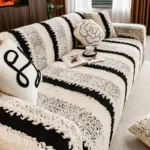 Housse-Canapé-Polaire-Anti-Griffures-Douce -Épaisse-noir-blanc Housse Canapé Polaire Épaisse Anti-Griffures Chat blanc noir chic