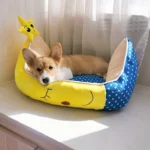 Panier-Lune-Chien-confortable Le chien dort dans son panier style etoile chic