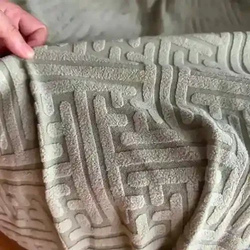 Click to view full screen Housse Canapé Extensible Relief Velours Anti-Griffes Chat photo review