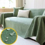Housse-Canapé-Anti-Griffes-Chat-Velours-vert-chic-Déperlant-Animimi Protection Canapé Chat – Housse Velours Déperlante Anti-Griffes | Animimi