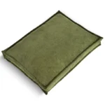 Coussin pour chien rectangulaire en velours côtelé vert olive, vue de dessus